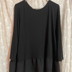J.Jill black ruffle bottom top. Size XL. Smoke free home.